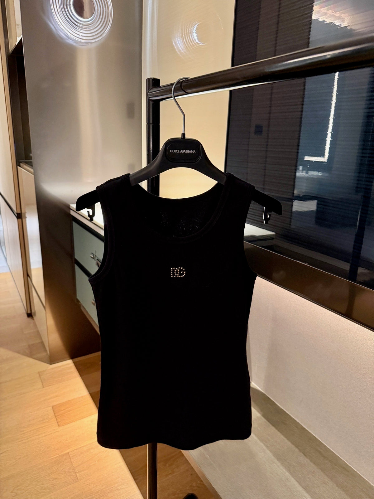 Dolce Vest