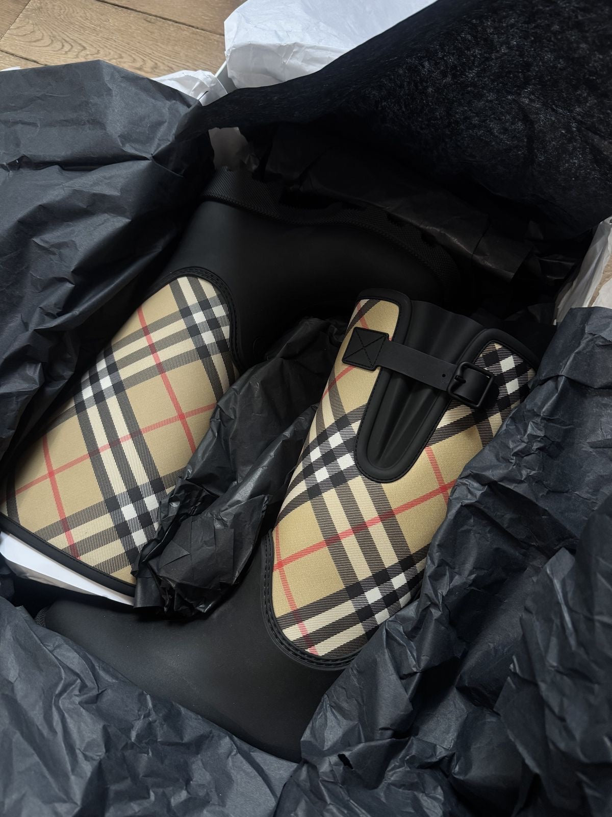 Bula Denka Boots