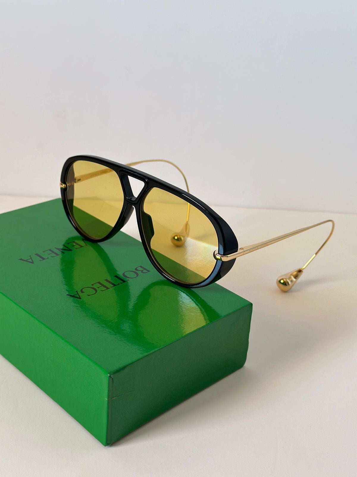 Bottega Sunglasses Women’s Black 