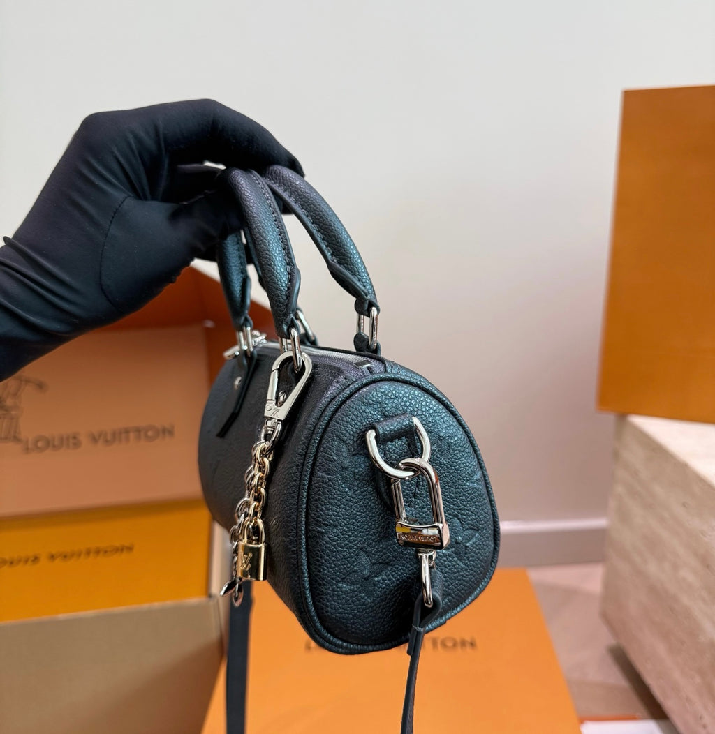 Loala Black Speedy