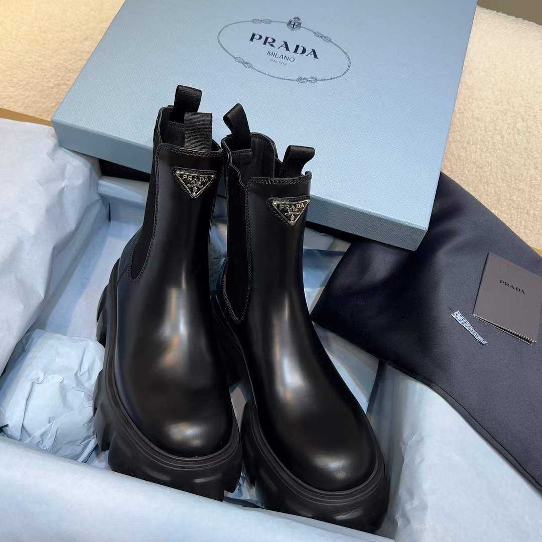 Poala Classic Boot