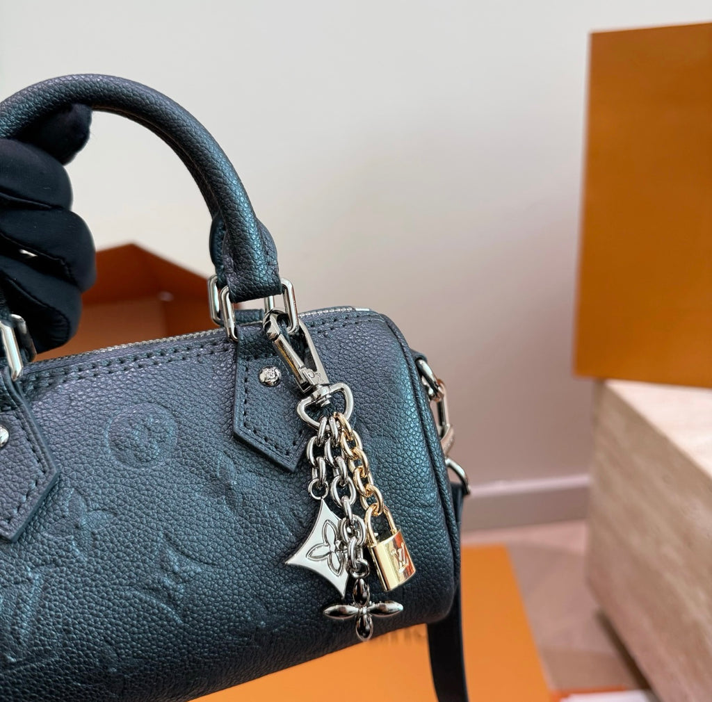 Loala Black Speedy