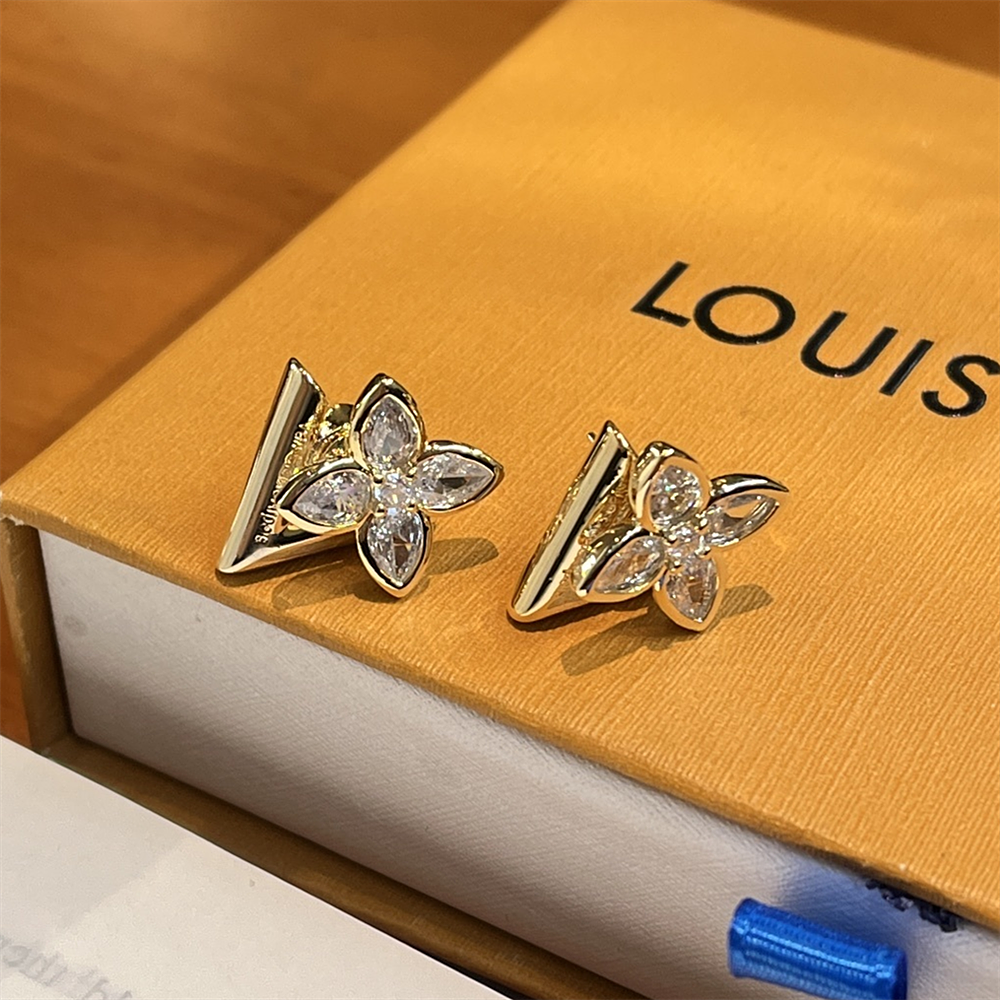 Loala Seda Studs