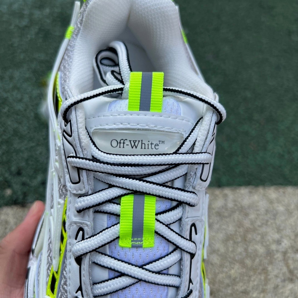 Ofa Tesla Trainers