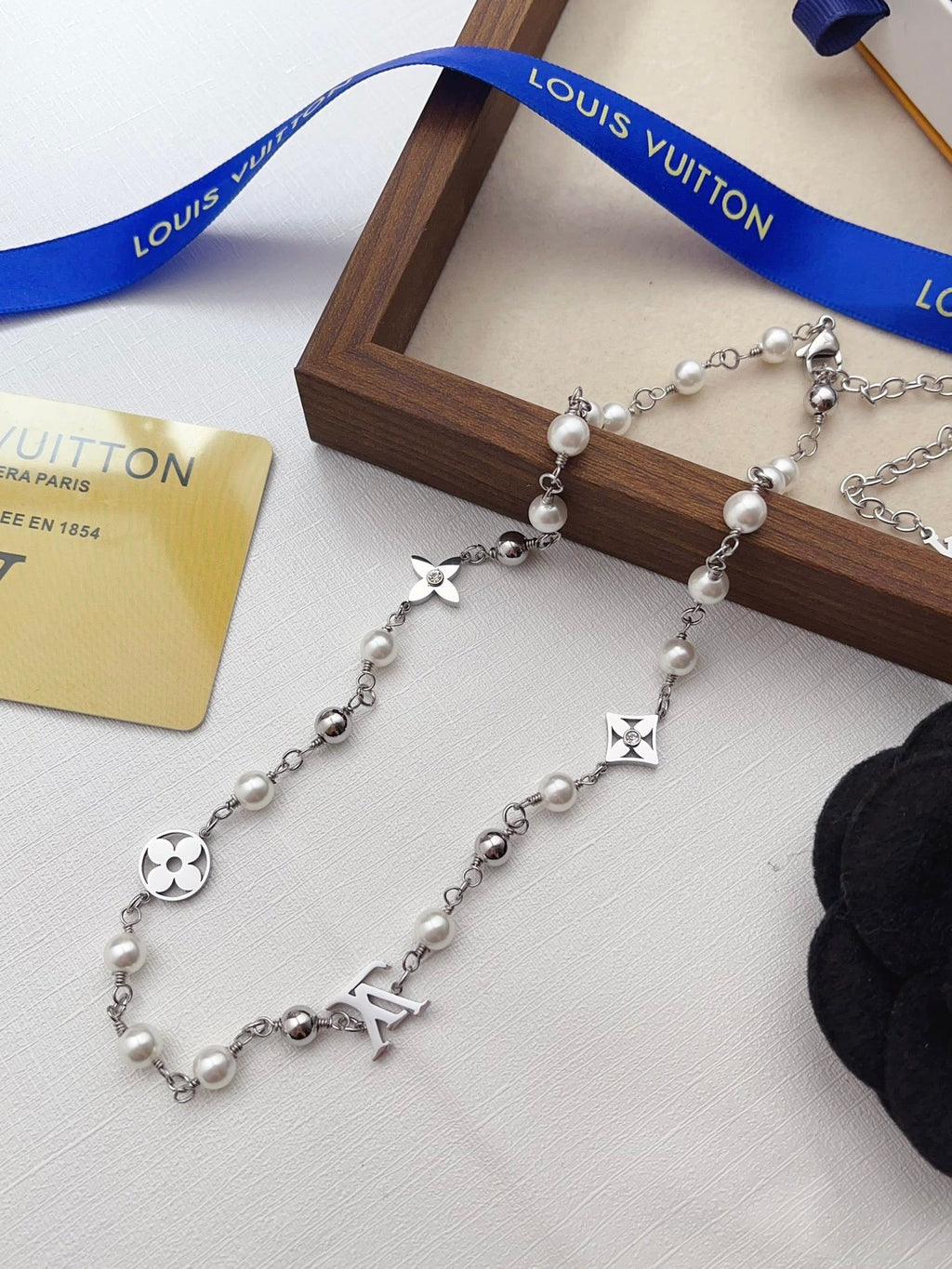 Loala Carola Necklace