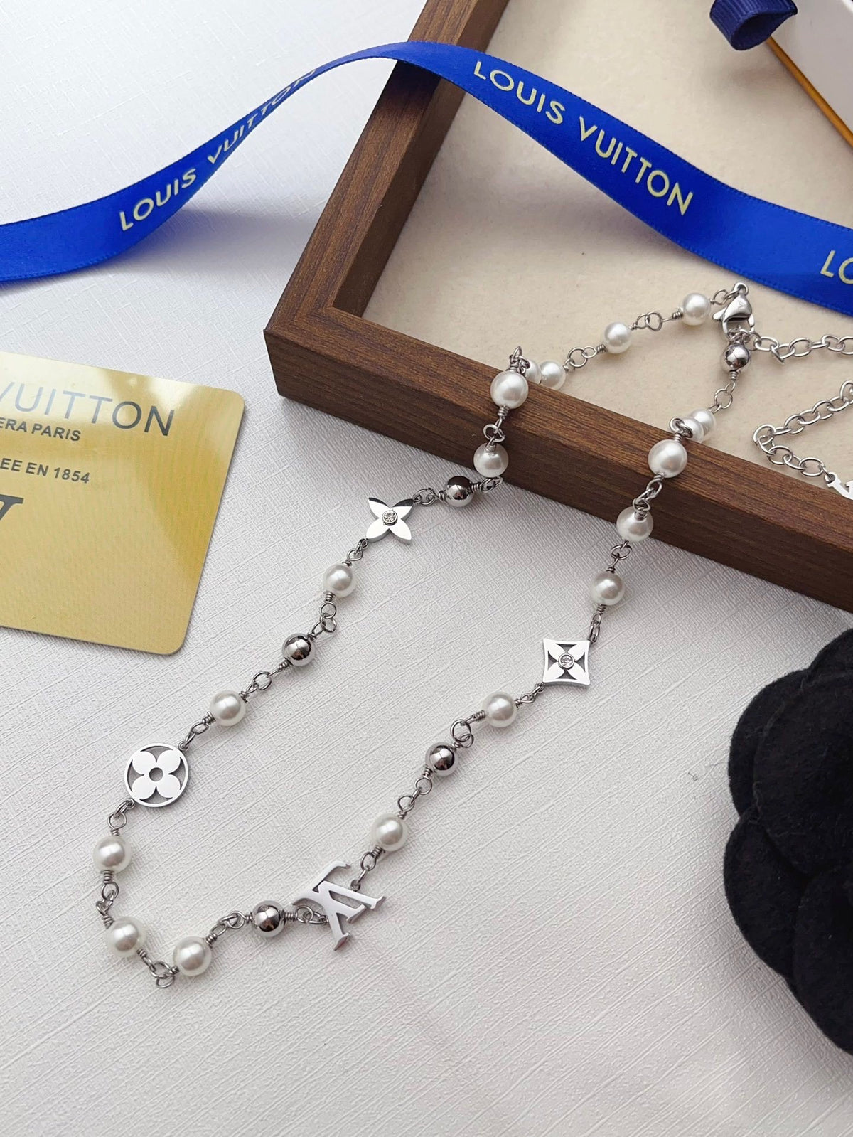 Loala Carola Necklace