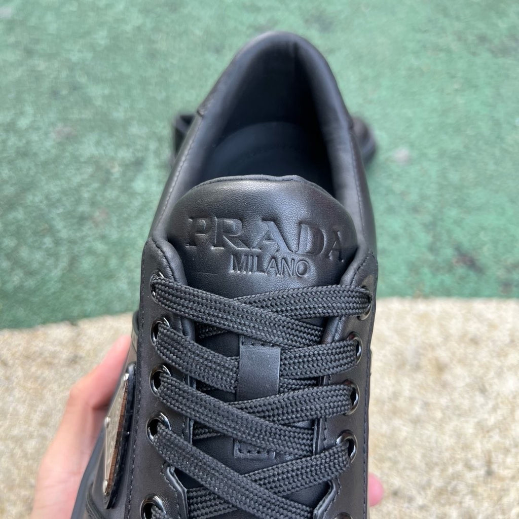 Paola Dinka Trainers