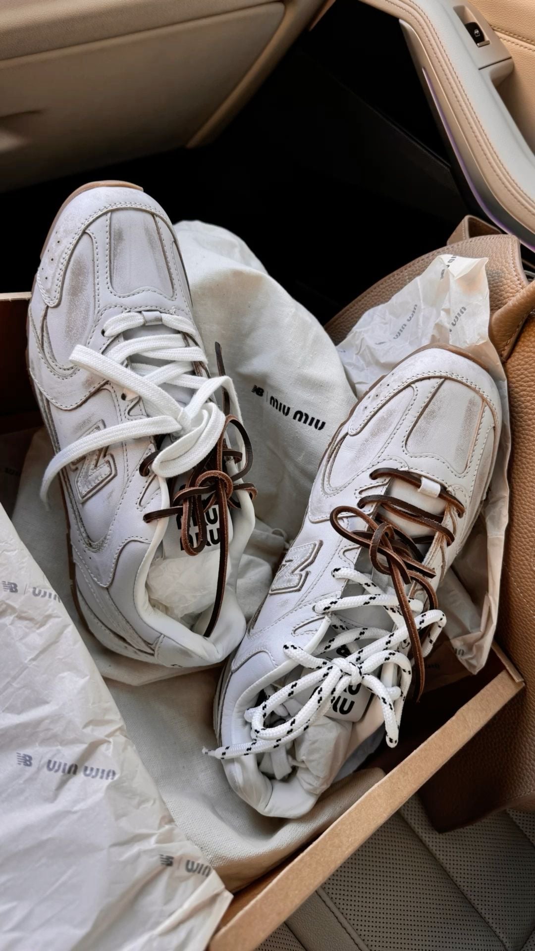 Mila Sneakers