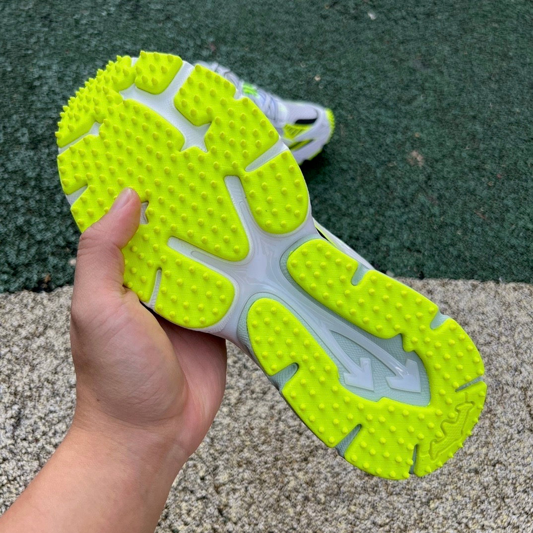 Ofa Tesla Trainers