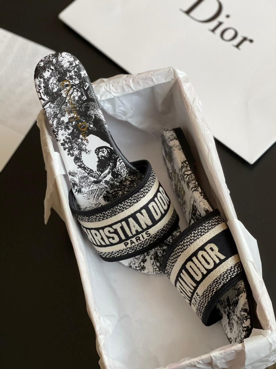 Dila Bexta Slides