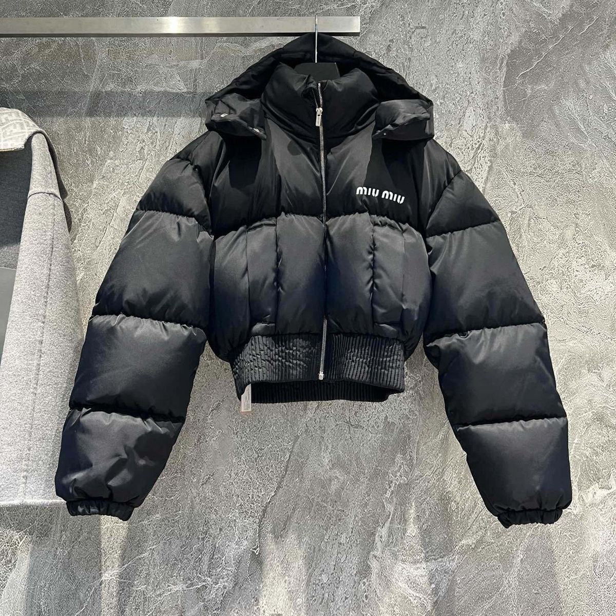 Mila Puffer
