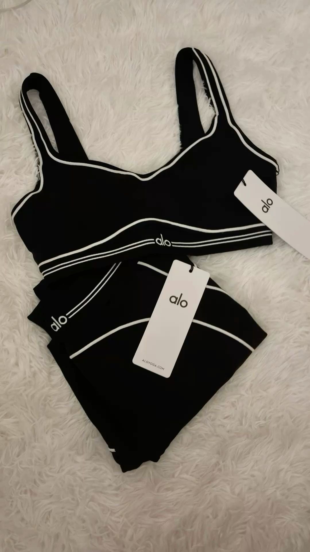 Aola Set