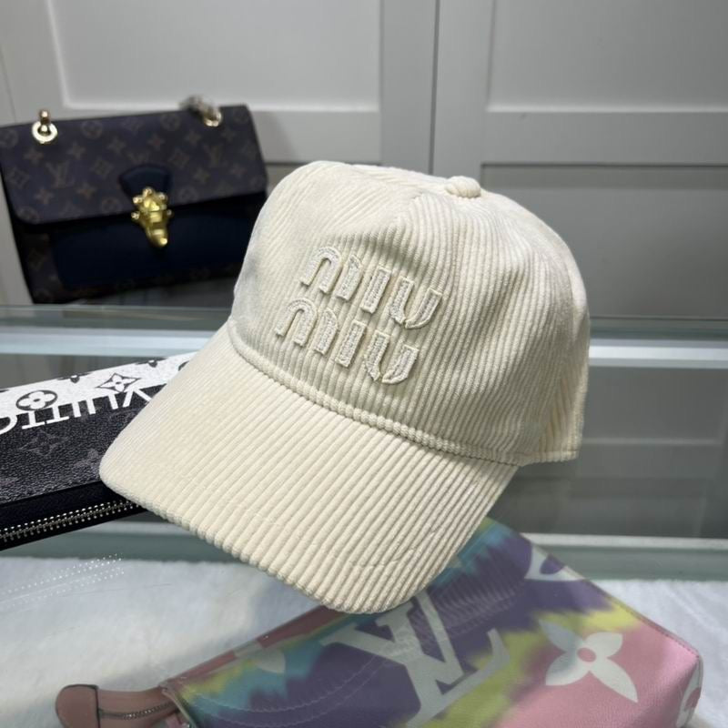 Mila Knoro Cap