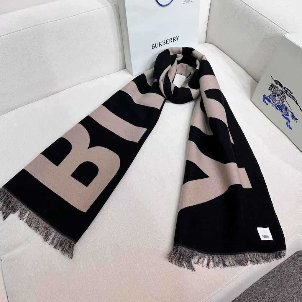 Bila Scarf