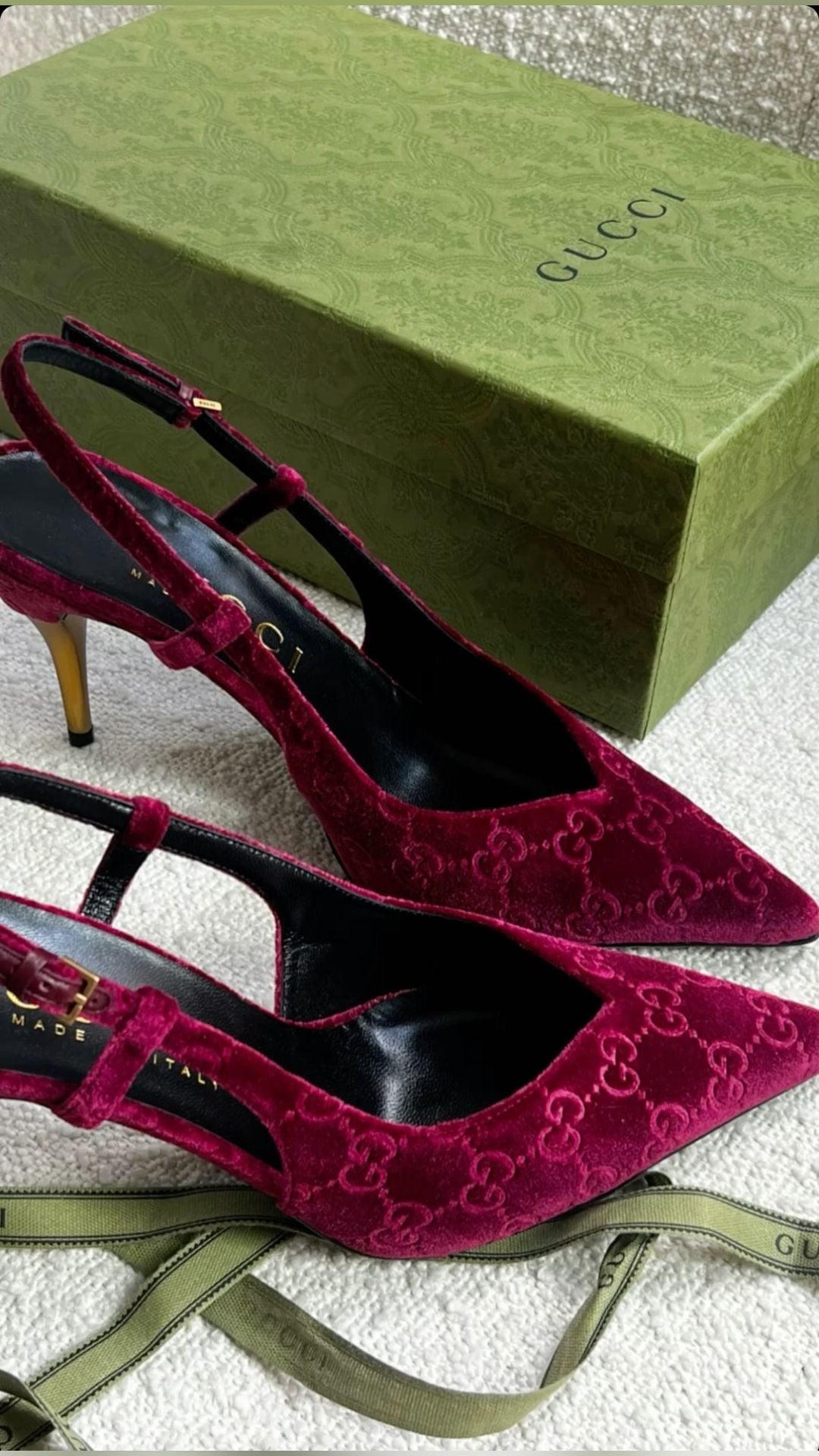 Girata Heels