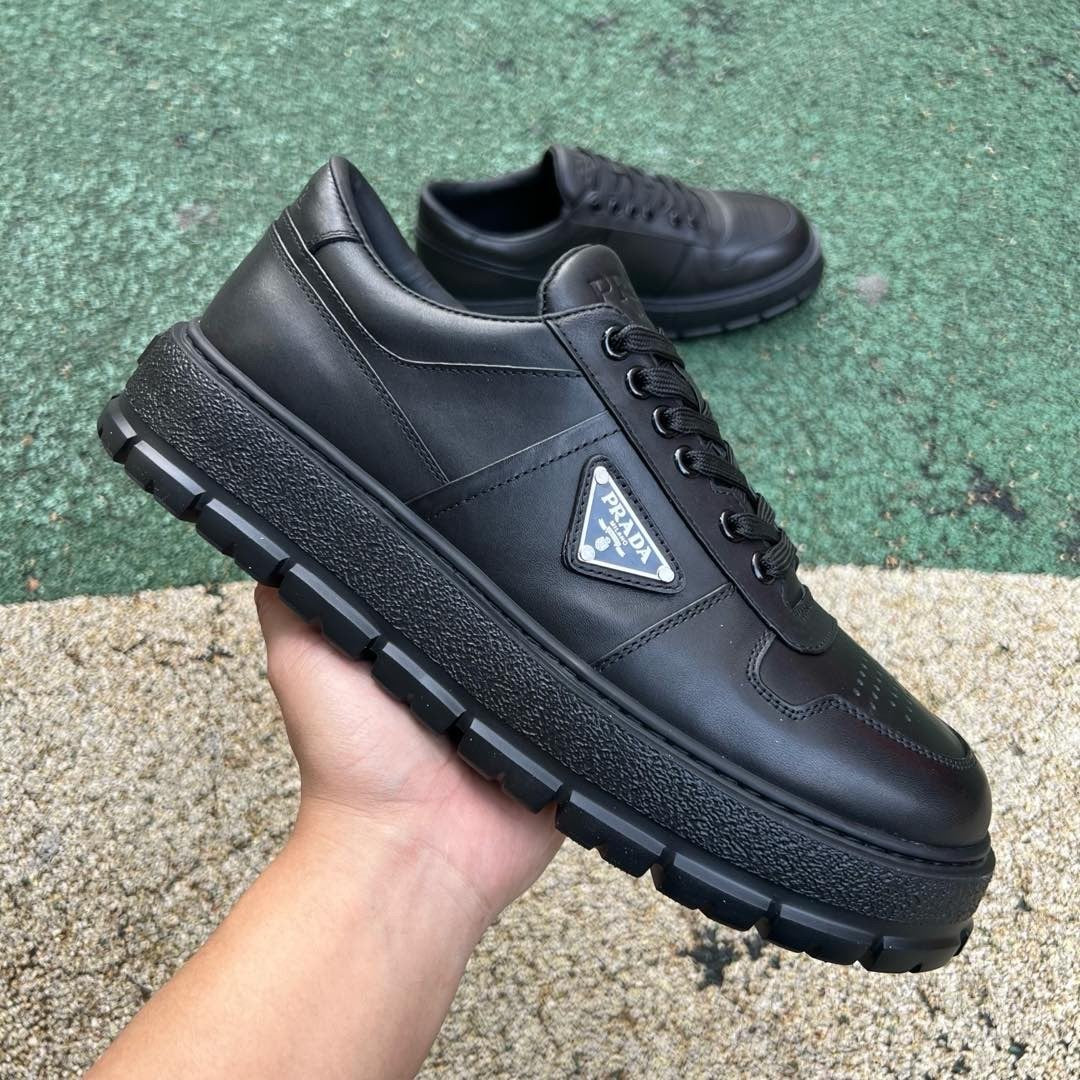 Paola Dinka Trainers