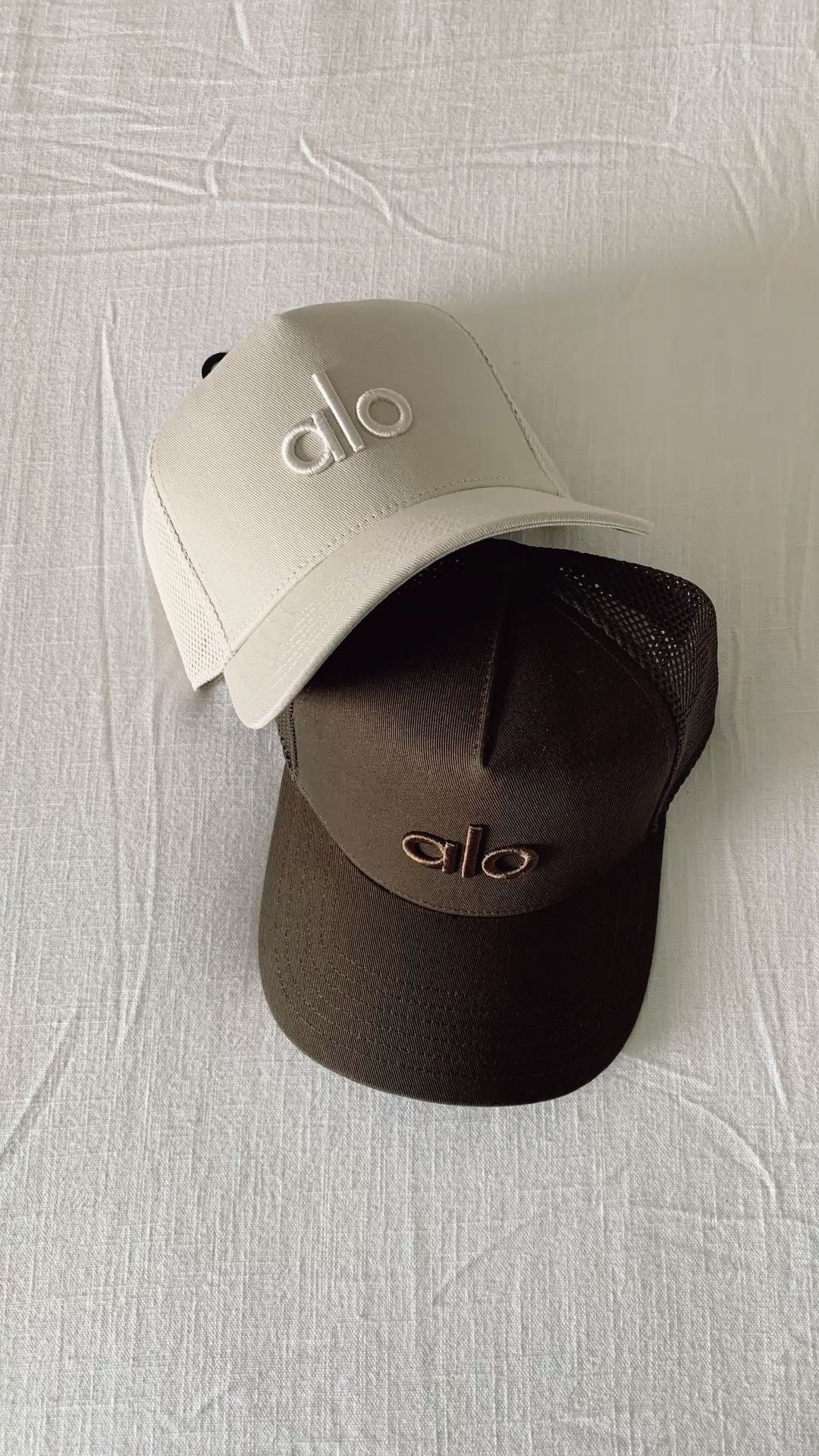 Aola Cap