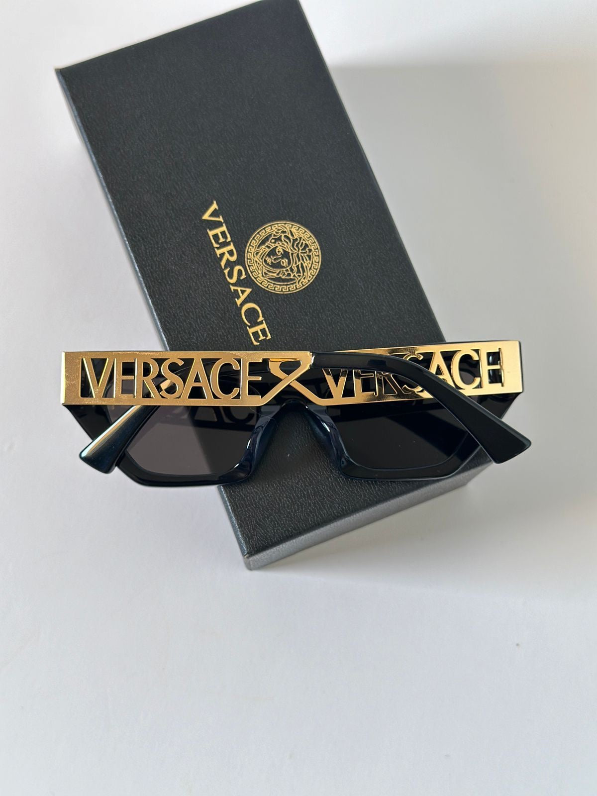 Vici Cantra Sunglasses