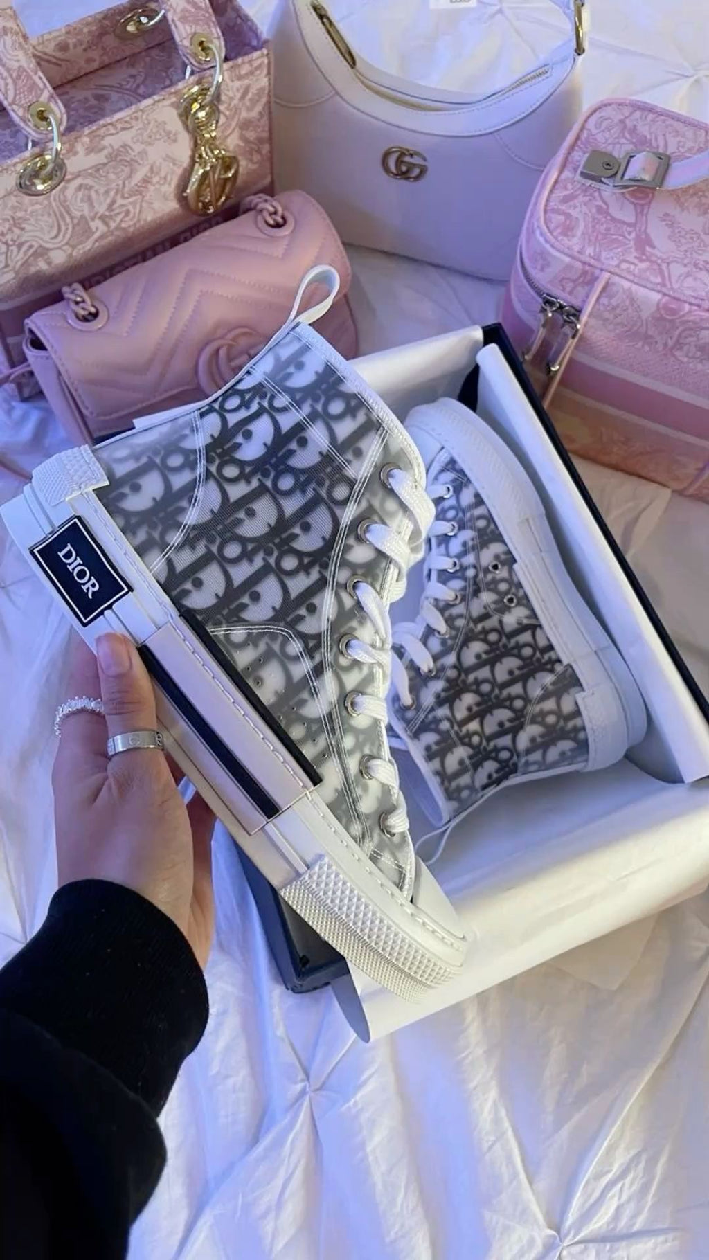 Doala Restrus Trainers