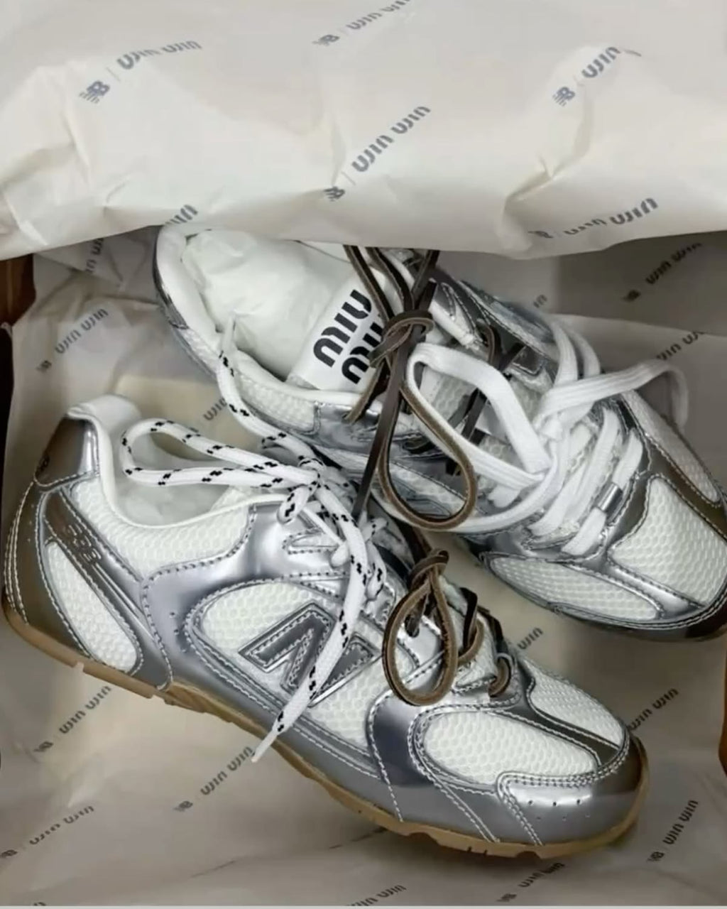 Mila Silva Sneakers