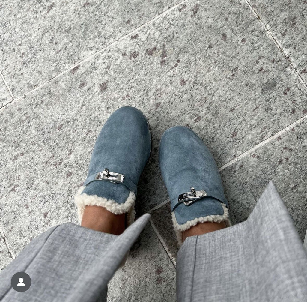 Hima Yenra Mules