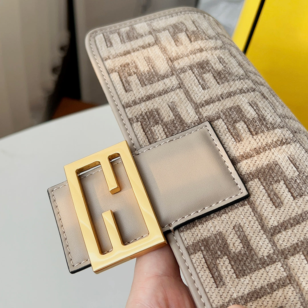 Fala Telodi Bag