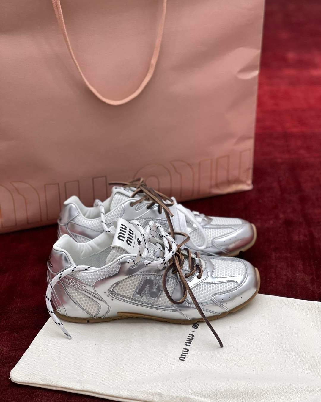 Mila Silva Sneakers