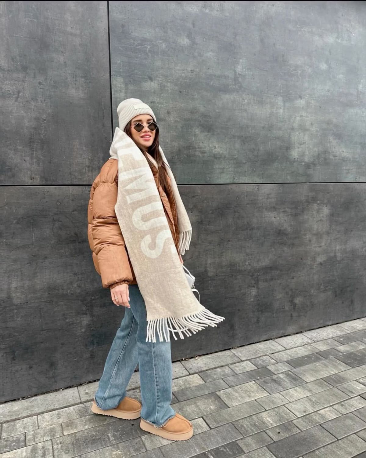 Jarola Scarf
