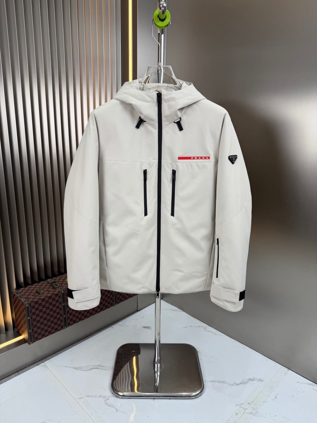 Paola Dextra Coat