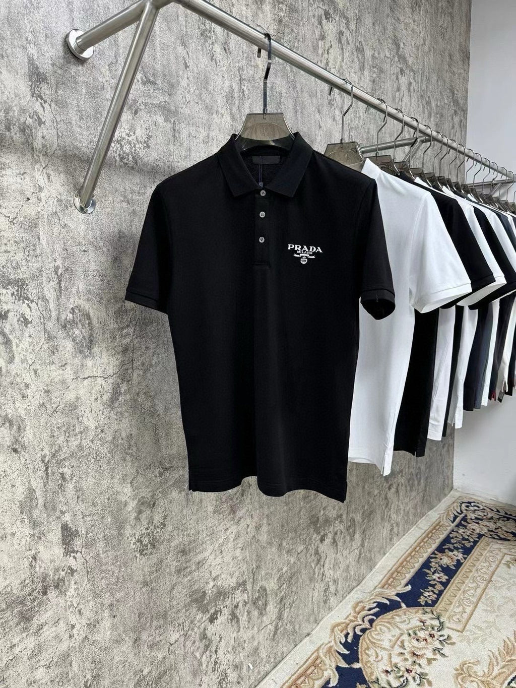 Poala Dayna Polo