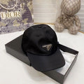 Paola Tina Cap