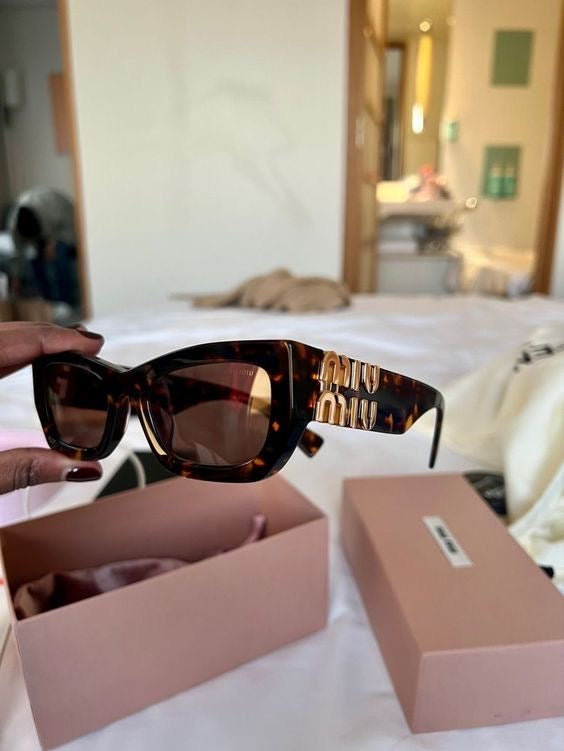 Mila Pinta Sunglasses