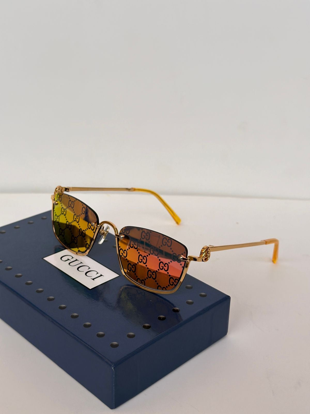 Gucci womens style sunglasses luxury 
