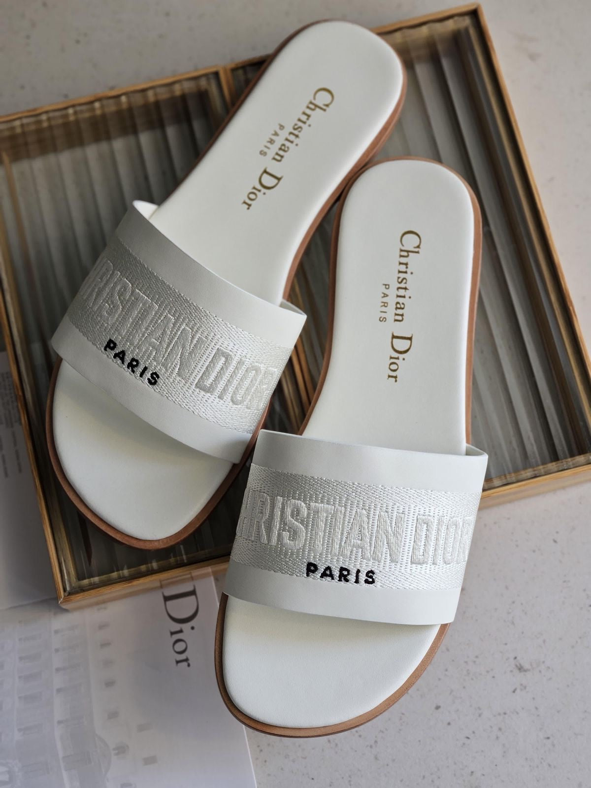 Diala Reefa Slides