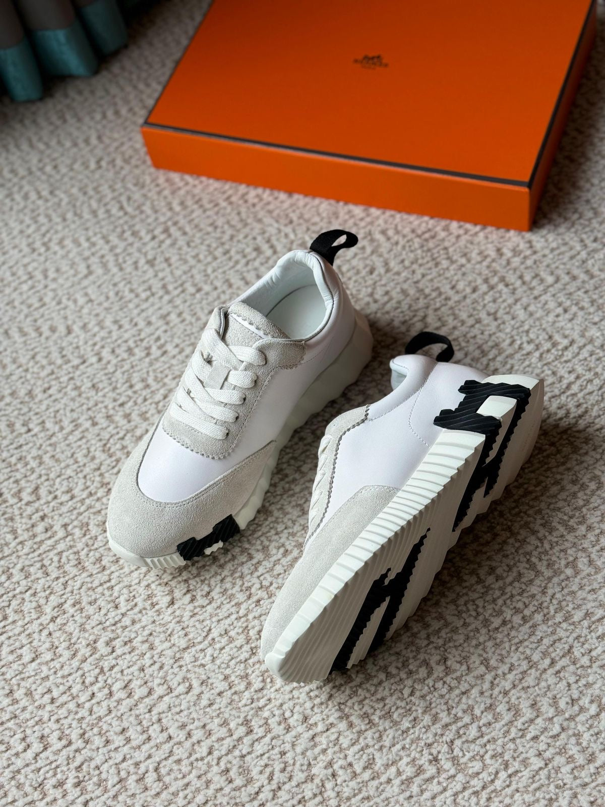 Hima Raja Sneakers