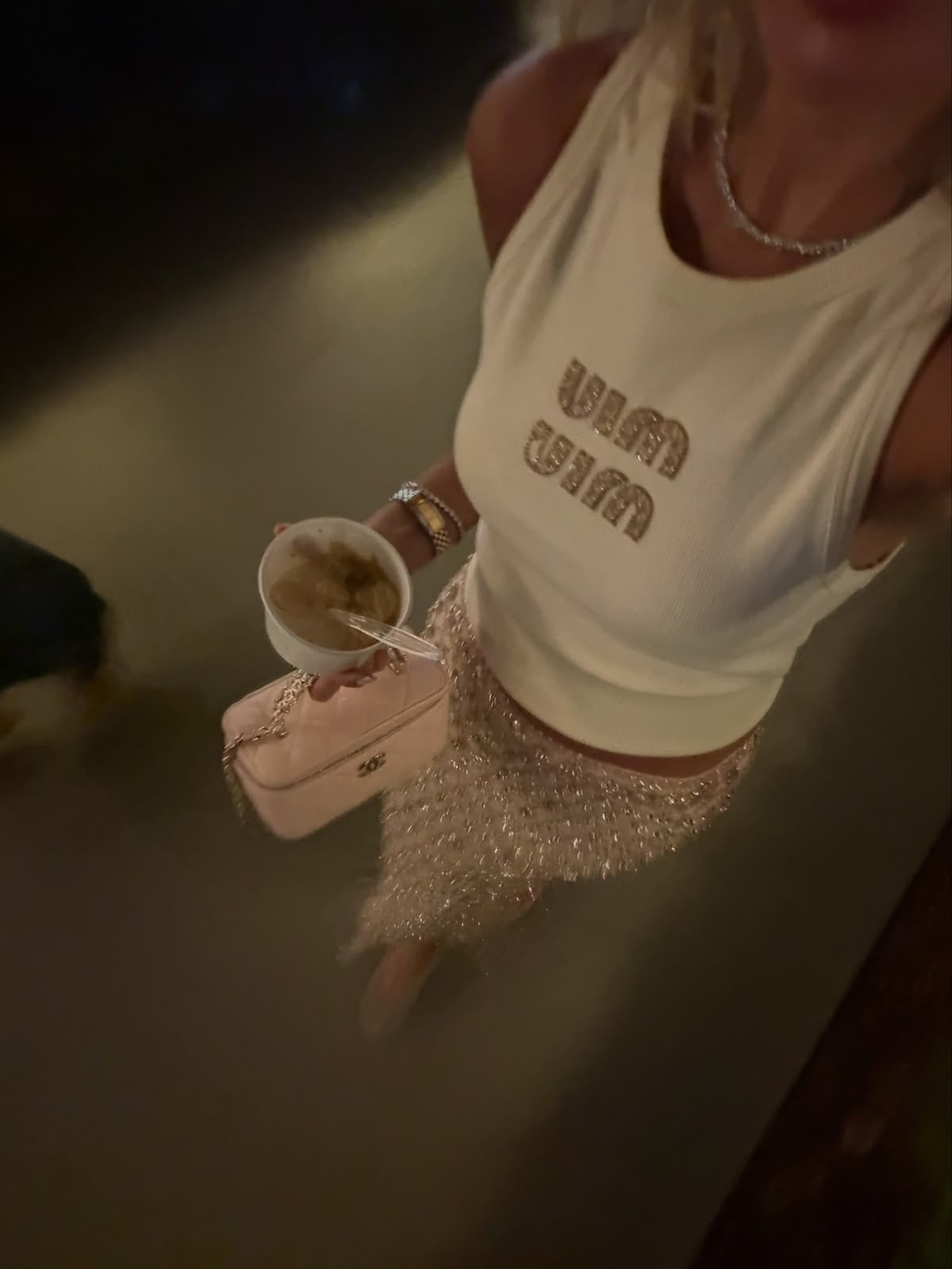 Mila Naja Vest