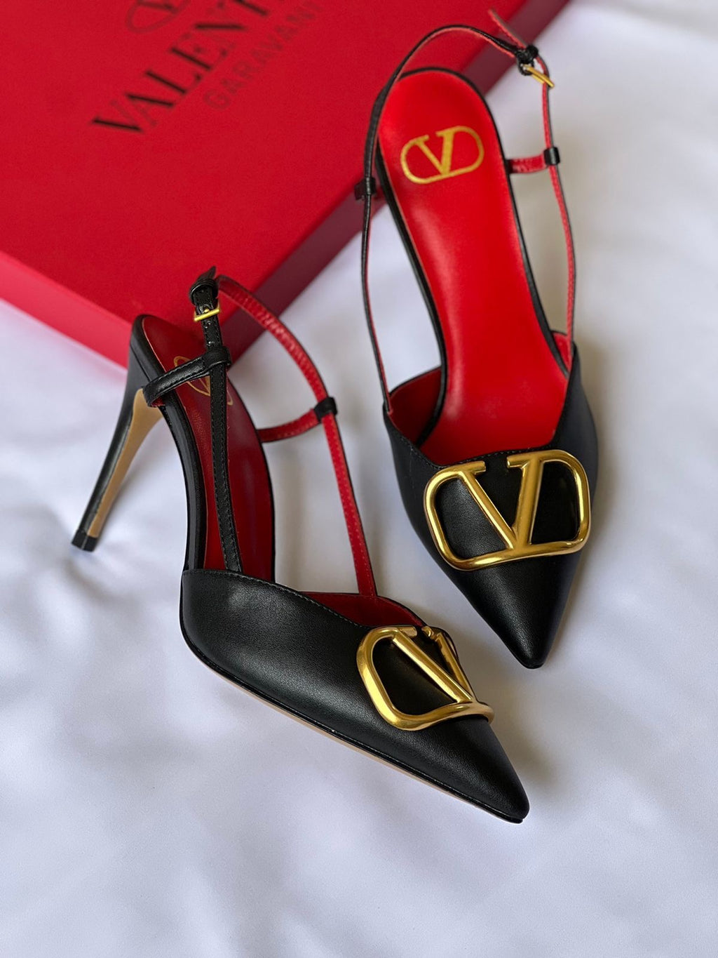 Vali Heels